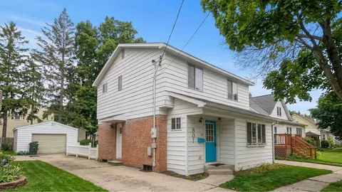 801 Merrill Ave, Lansing, MI 48912