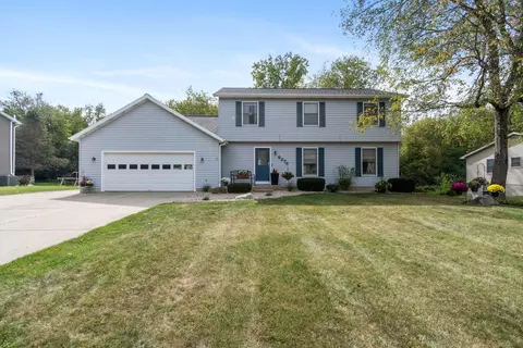6276 Burning Tree St, Jackson, MI 49201