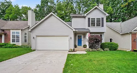 415 Cambridge Dr, Dexter, MI 48130