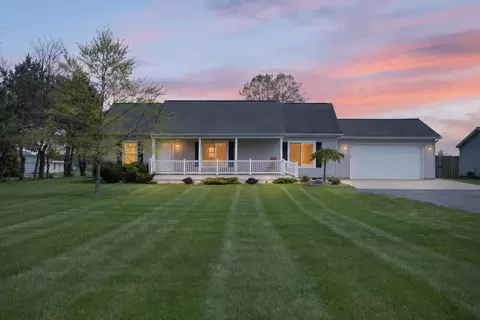 2545 Wolf Lake Rd, Grass Lake, MI 49240