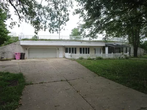 12600 15 12 Mile Rd, Marshall, MI 49068