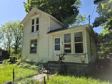 84 E Burnham St E, Battle Creek, MI 49015