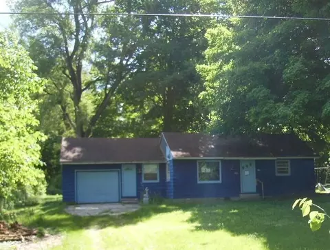 1989 Campground Rd, Hastings, MI 49058