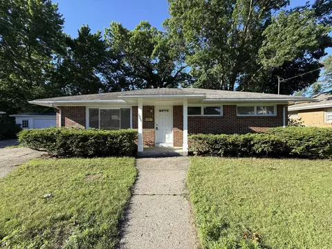 1946 Adams St SE, Grand Rapids, MI 49506