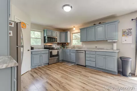 Kitchen - 8152 Murphy Rd, Lyons, MI 48851 photo 4 of 4