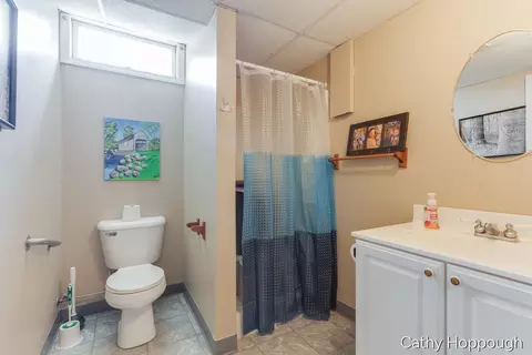 Bath - 8152 Murphy Rd, Lyons, MI 48851 photo 1 of 3