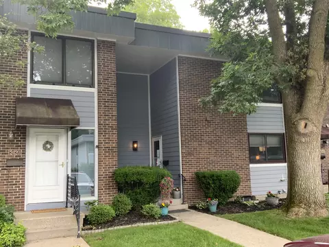 2424 E Collier Ave SE, Grand Rapids, MI 49546