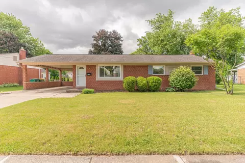248 Nichols Dr, Saline, MI 48176