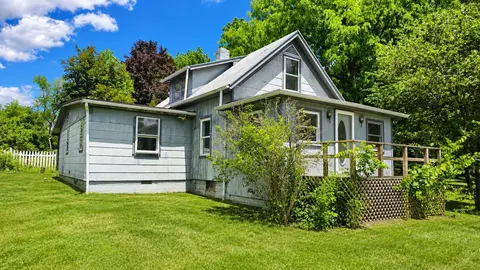 5560 Huron River Dr, Dexter, MI 48130