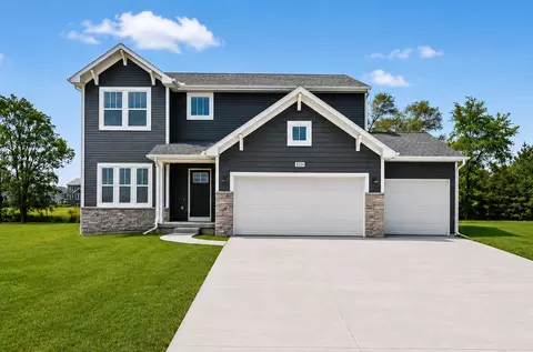 7964 Snow View Dr SE, Alto, MI 49302
