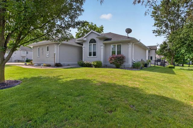 2401 Ridgeway Rd, Jackson, MI 49203