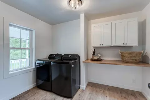 373 E D Ave, Kalamazoo, MI 49009 photo 16