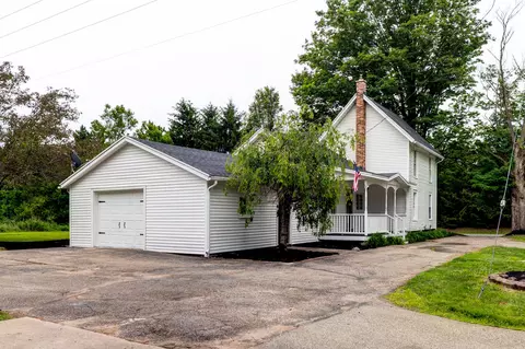 373 E D Ave, Kalamazoo, MI 49009 photo 3