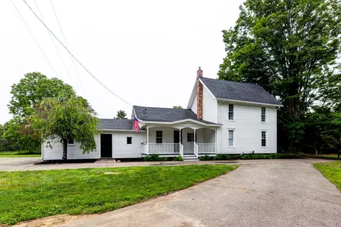 373 E D Ave, Kalamazoo, MI 49009 photo 2