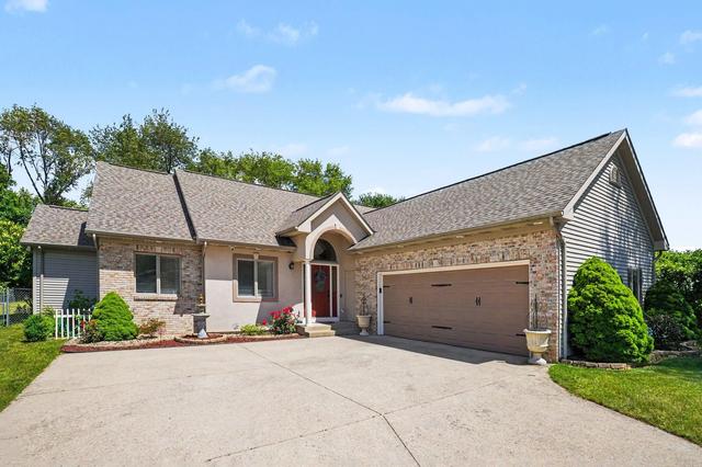 13741 Green Prairie St, Vicksburg, MI 49097