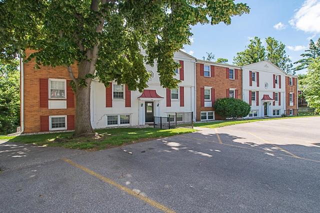 714 Garland Cir #E, Kalamazoo, MI 49008