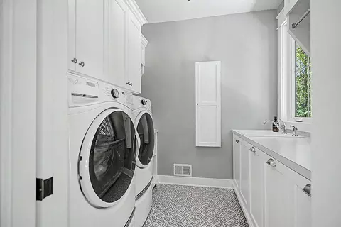 Other - 547 Roundtree Dr NE, Ada, MI 49301 photo 6 of 15