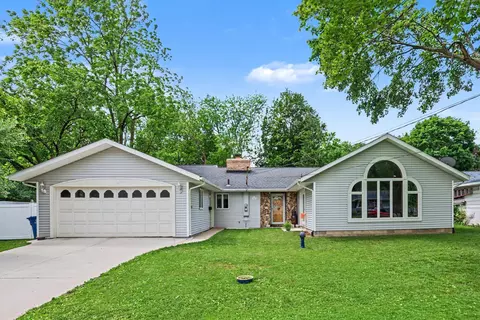 3923 Devonshire Ave, Kalamazoo, MI 49006