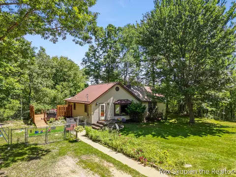 3497 W Baseline Rd, White Cloud, MI 49349 photo 7
