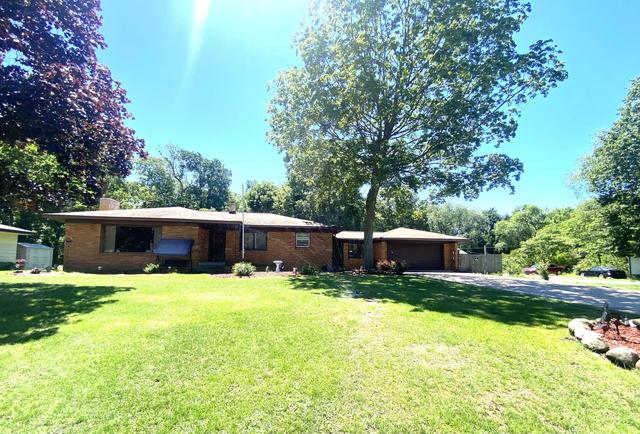 736 Lillian St, Holland, MI 49424