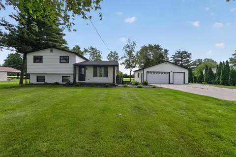 3371 Van Vleet Rd, Swartz Creek, MI 48473