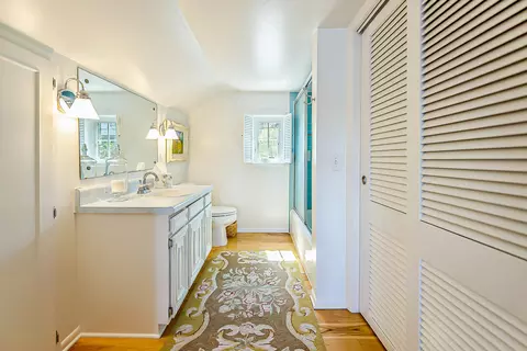 Bath - 13756 Rustic Dr, Gregory, MI 48137 photo 4 of 5