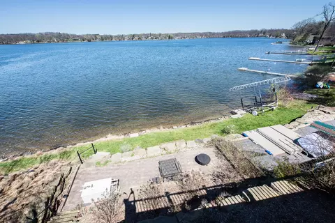 View/Area - 13756 Rustic Dr, Gregory, MI 48137 photo 2 of 13