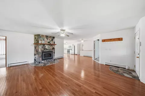 5995 N Sandstone Rd, Jackson, MI 49201 photo 9