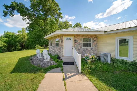 5995 N Sandstone Rd, Jackson, MI 49201 photo 4