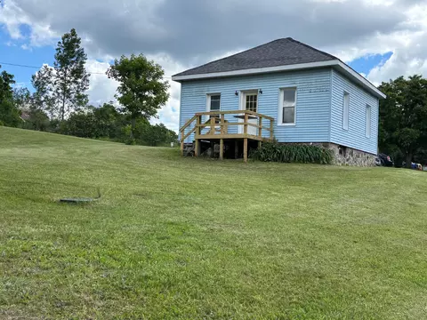 124 S Menes St, Walkerville, MI 49459