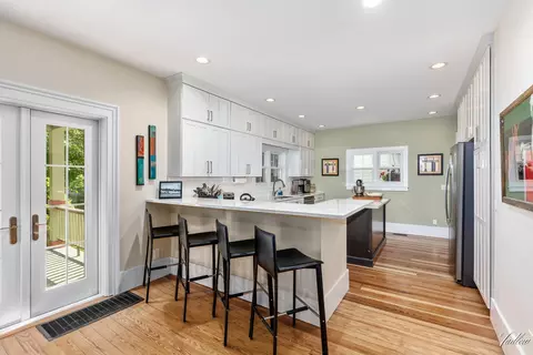 Kitchen - 34 S Spring St, Douglas, MI 49406 photo 1 of 4