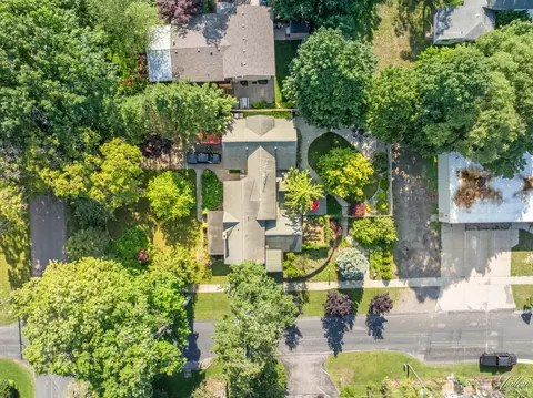 View/Area - 34 S Spring St, Douglas, MI 49406 photo 3 of 3