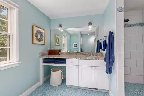 Bath - 34 S Spring St, Douglas, MI 49406 photo 1 of 3