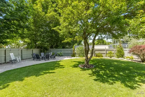 Exterior - 34 S Spring St, Douglas, MI 49406 photo 11 of 22