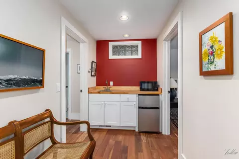 Entry Way - 34 S Spring St, Douglas, MI 49406 photo 2 of 2