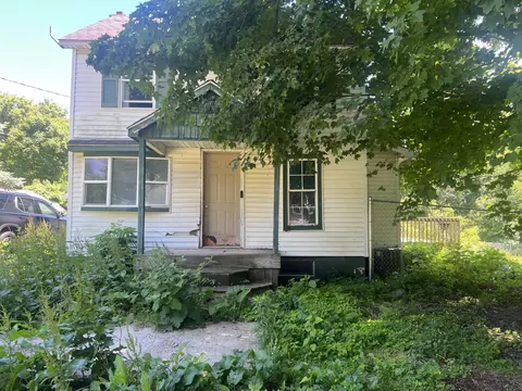 10191 Moscow Rd, Jonesville, MI 49250