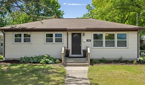 1904 Griggs St SE, Grand Rapids, MI 49506