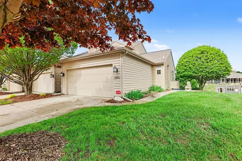 1410 E Harbour Towne Cir # 12, Muskegon, MI 49441