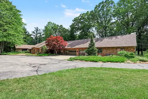 4191 E Fruitport Rd, Fruitport, MI 49415