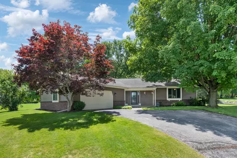 6900 Vista Grande Dr NE, Rockford, MI 49341