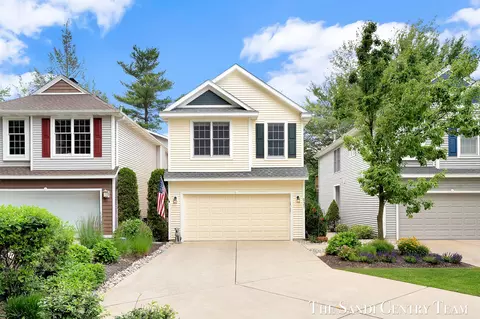 931 Bluff Creek Dr #21, Grand Haven, MI 49417
