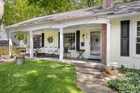 2035 Hall St SE, Grand Rapids, MI 49506