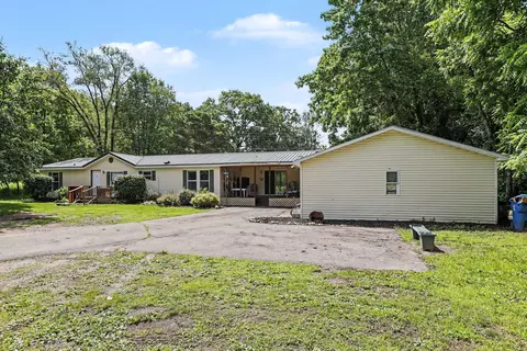 619 Marsh Rd, Plainwell, MI 49080
