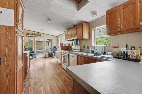 619 Marsh Rd, Plainwell, MI 49080 photo 6