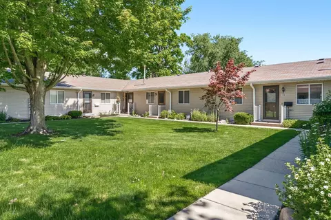 5128 Green Meadow Rd, Kalamazoo, MI 49009