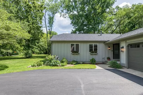 Exterior - 230 Golfview Dr, Plainwell, MI 49080 photo 3 of 17