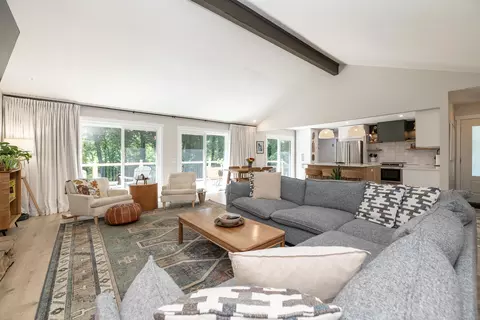 Living - 230 Golfview Dr, Plainwell, MI 49080 photo 5 of 9