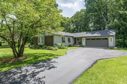 Exterior - 230 Golfview Dr, Plainwell, MI 49080 photo 4 of 17