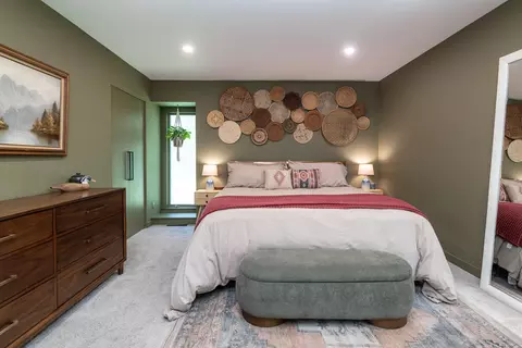Bedroom - 230 Golfview Dr, Plainwell, MI 49080 photo 2 of 8