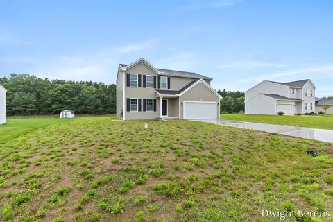 Exterior - 7859 Sierra Dr, Belding, MI 48809 photo 3 of 8